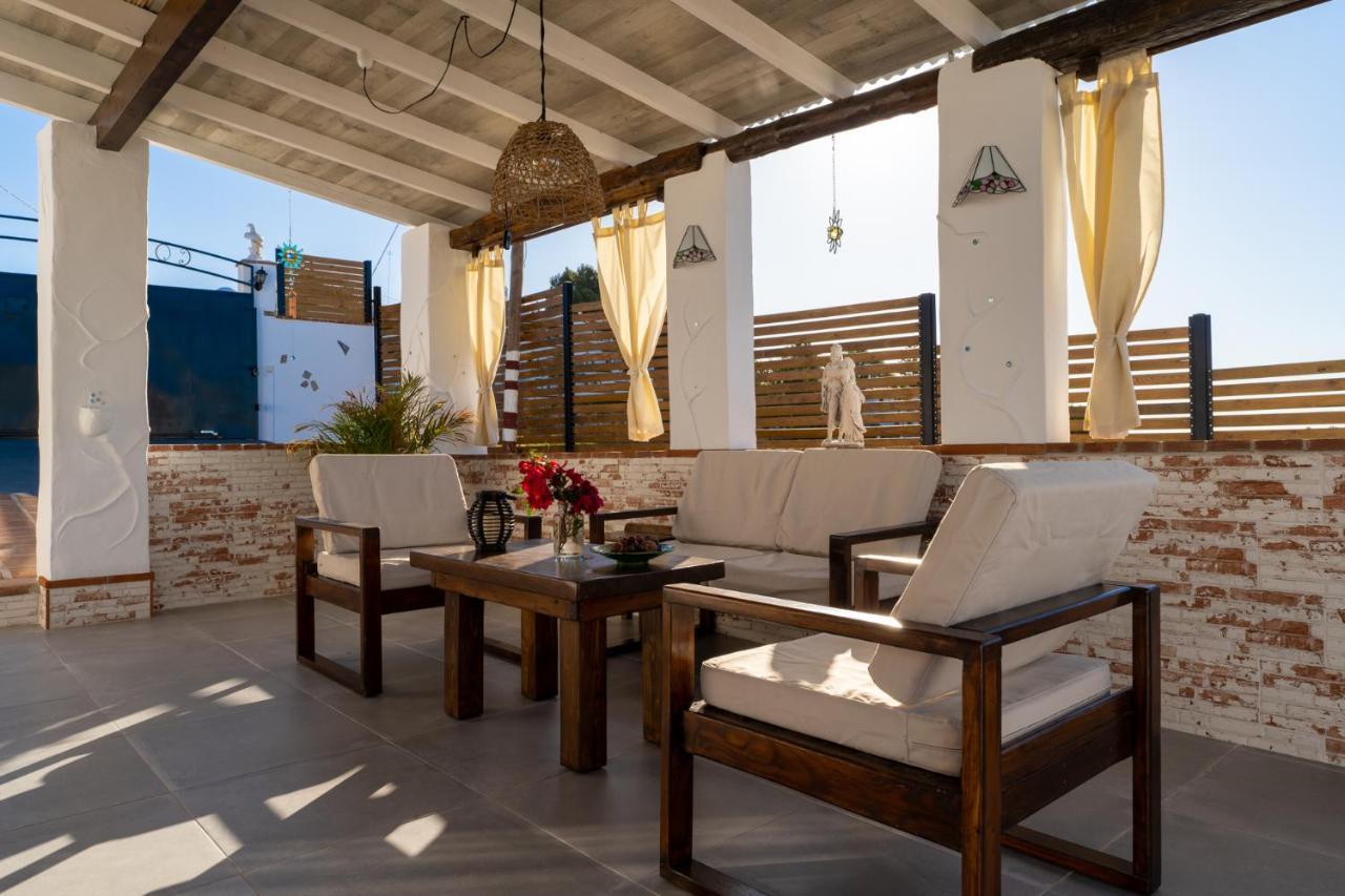Casa Herrero Нерха Екстериор снимка