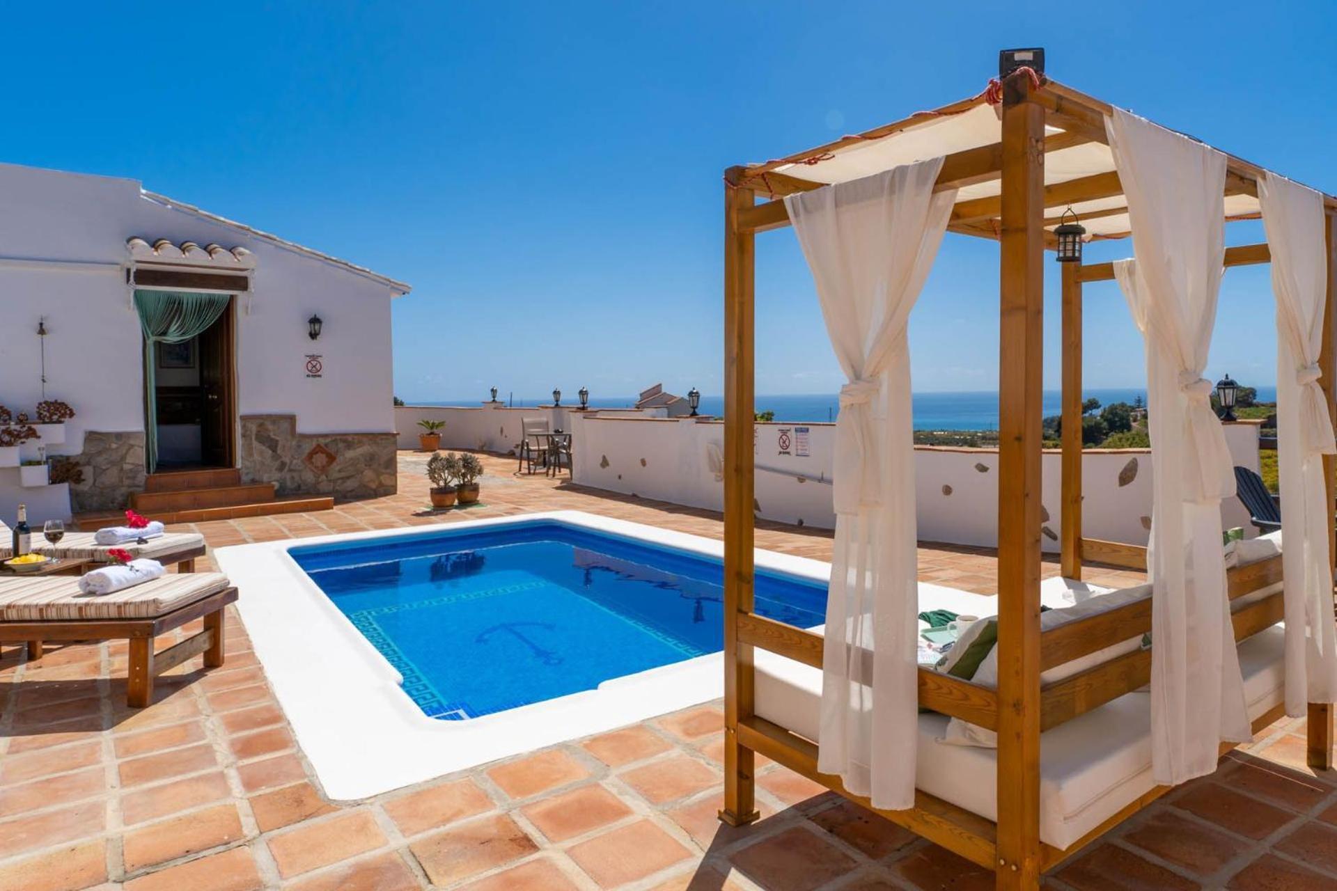 Casa Herrero Нерха Екстериор снимка